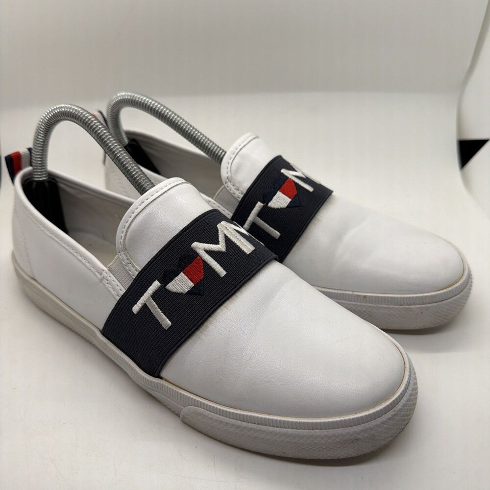 TOMMY Hilfiger Women's 7.5 White Logo Slip-on Sneakers Navy Red Trim Heart